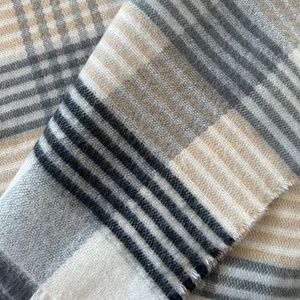 NWOT Large Zara Blanket Scarf